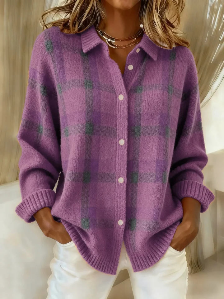 Divina - Cloud-Soft Plaid Button-Up