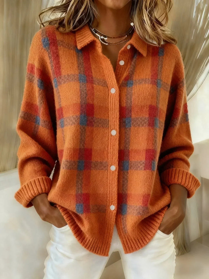 Divina - Cloud-Soft Plaid Button-Up